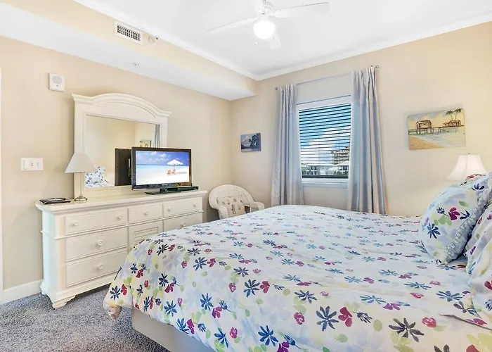 Sanibel 306- Easy Access & Gulf Views Holiday home *