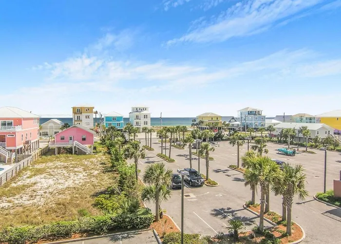 Holiday home Sanibel 306- Easy Access & Gulf Views *