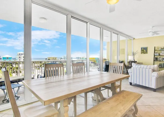 Holiday home Sanibel 306- Easy Access & Gulf Views